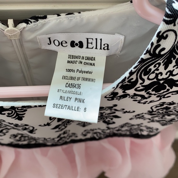Excellent condition- beautiful dress by Joe & Ella - Picture 2 of 3